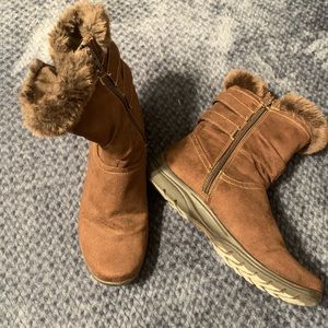 Earth spirit boots